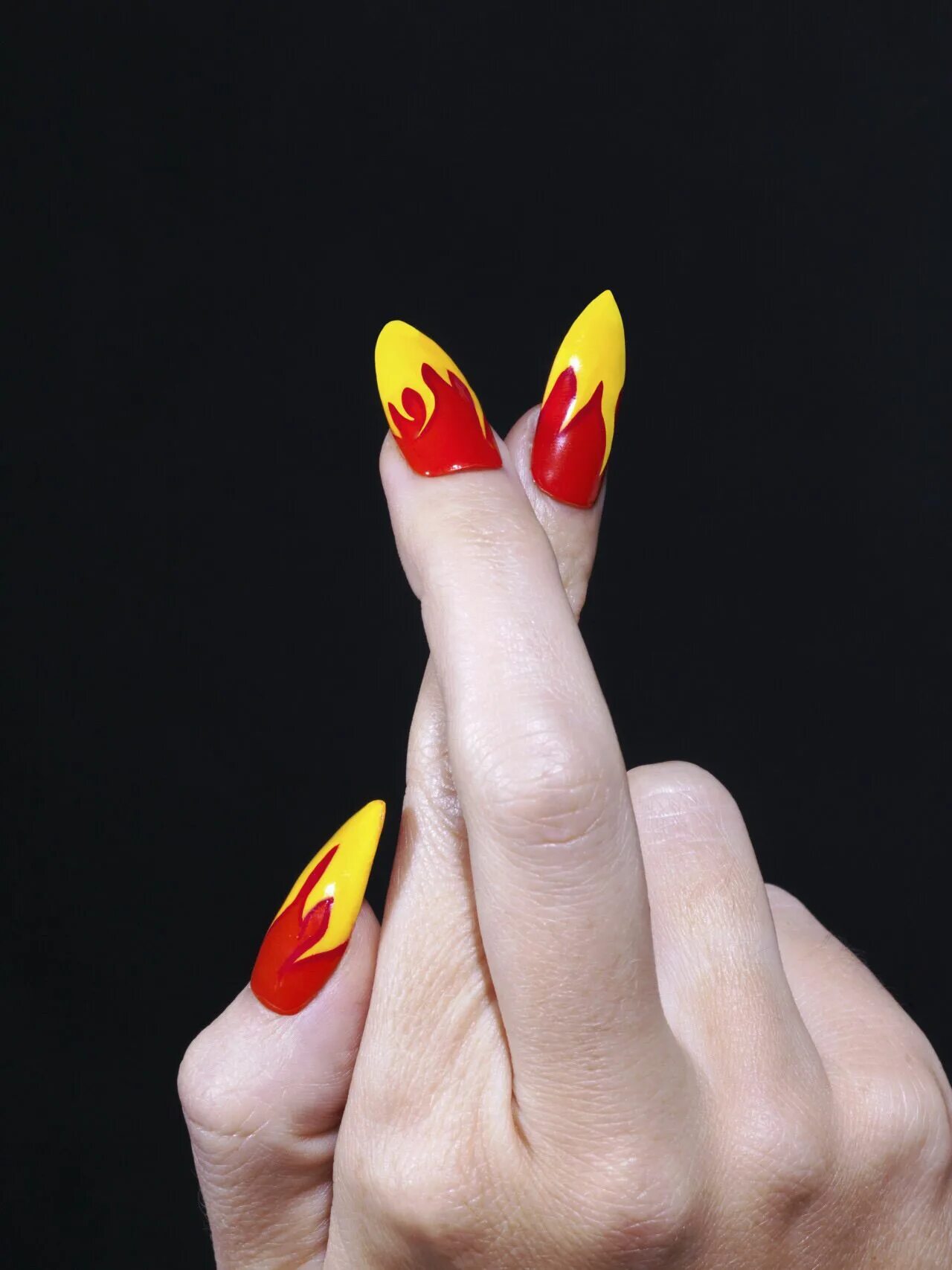 Красный маникюр пламя Pin on Nails! Flame nail art, Trendy nails, Red nails