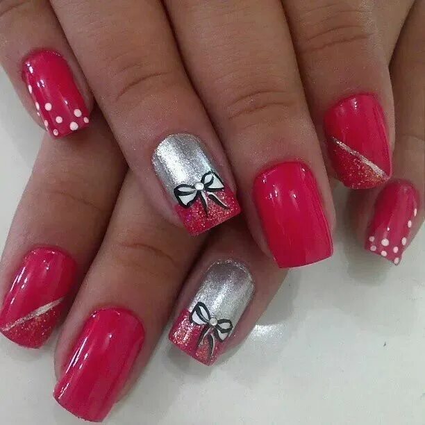 Красный маникюр с бантиком Pin on Uña decoradas Finger nail art, Nail art, Nail art designs