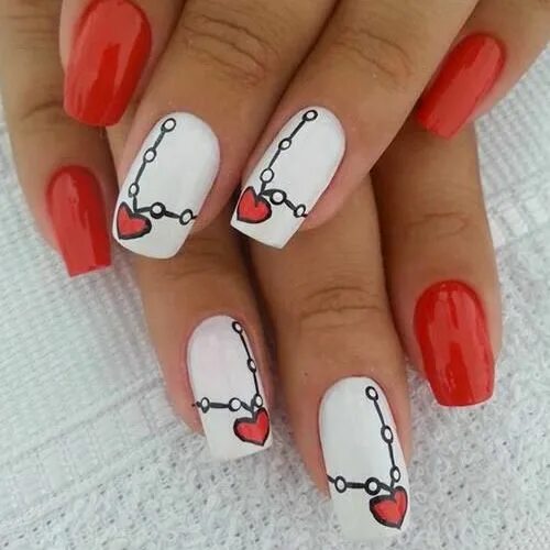 Красный маникюр с белыми рисунками 36 Best Valentine's Day Nails To Inspire You Valentine nail art, Nail art design