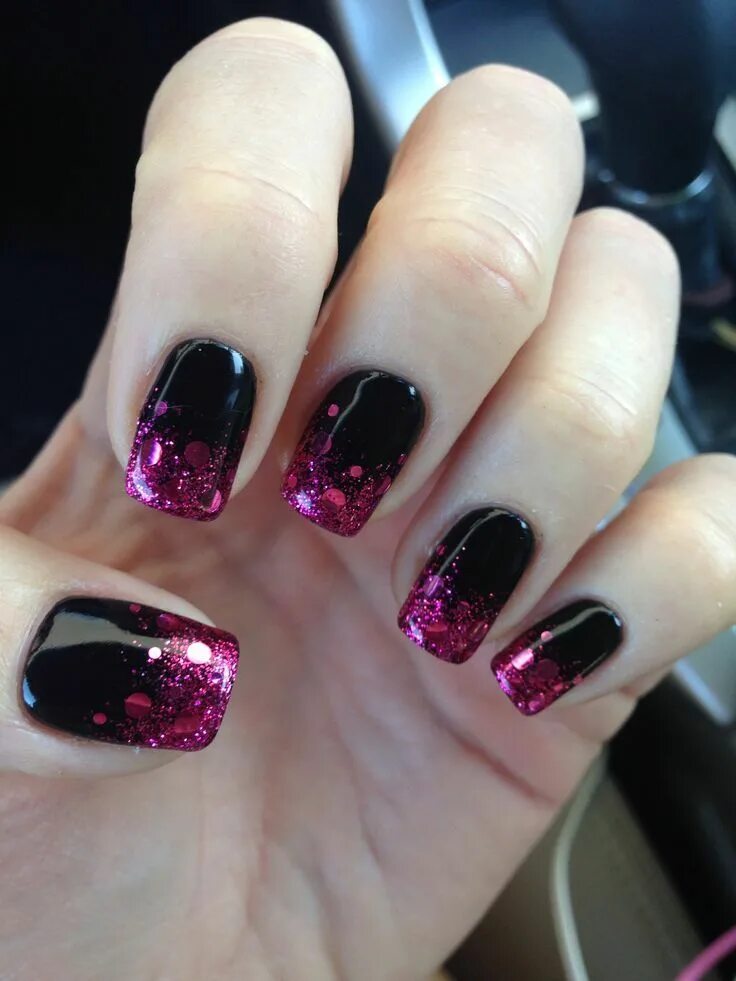 Красный маникюр с блестками у кутикулы Sparkle Pink black nails, Pink glitter nails, Ombre nails glitter
