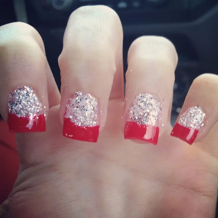 Красный маникюр с блестками у кутикулы Pin by Stephanie Fuller on Nails Nails, Prom nails, Fabulous nails