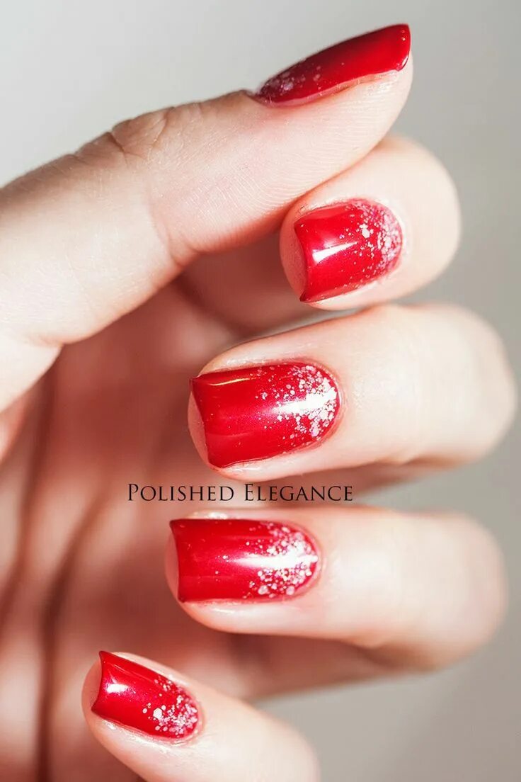 Красный маникюр с блестками у кутикулы Cirque - Galinda gradient over red manicure OPI - Innie Minnie Mighty Bow christ