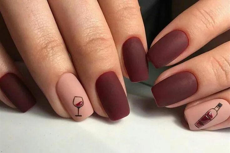 Красный маникюр с бокалом Pin on Opi Matte nails design, Wine nails, Pink manicure