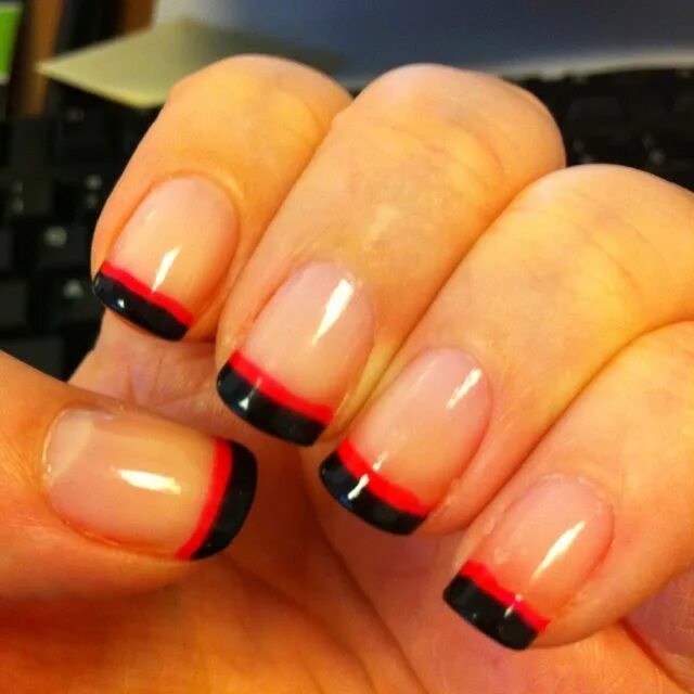 Красный маникюр с черным френчем Funky French French manicure designs, French nails, French nail art