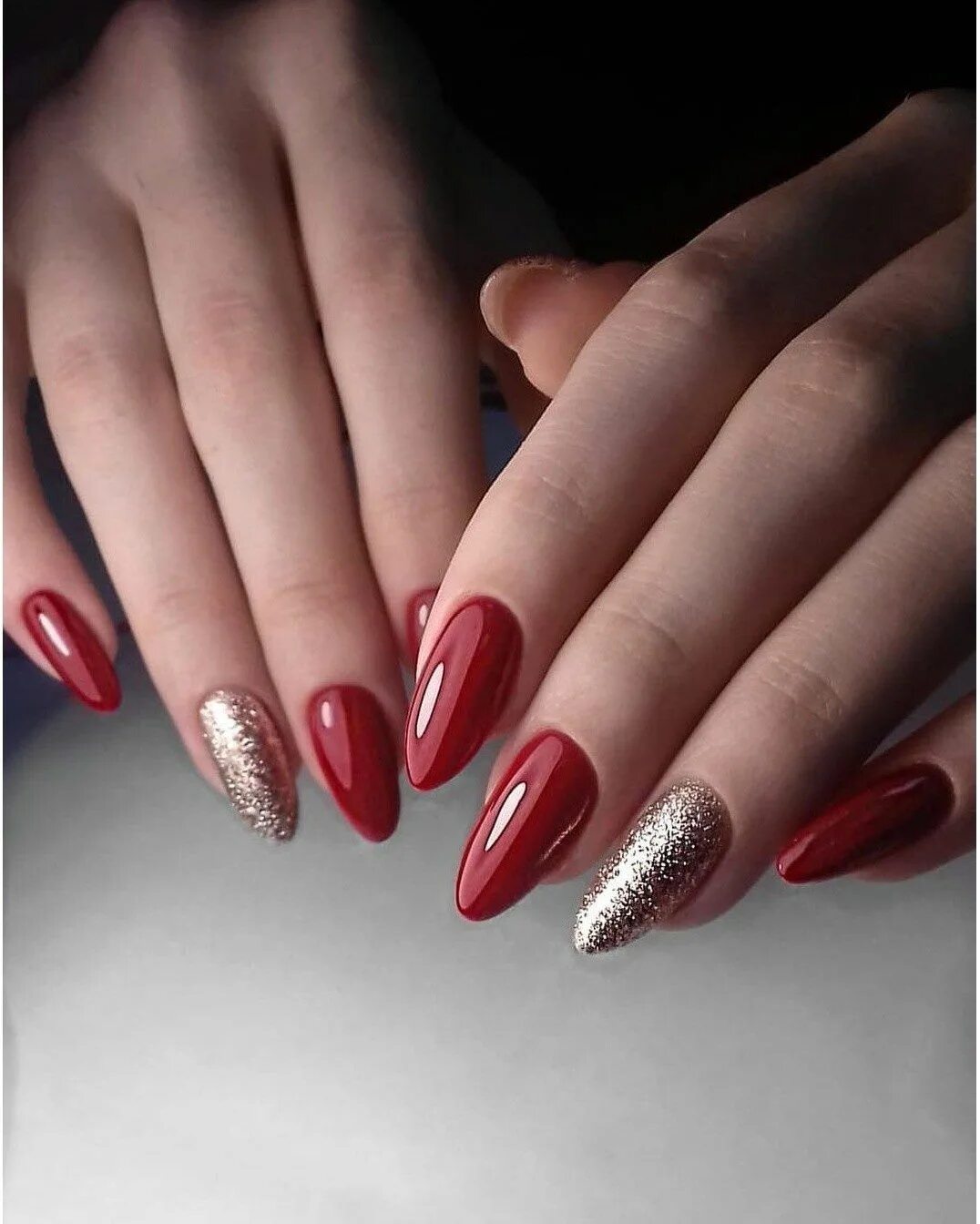 Красный маникюр с дизайном миндаль Лучшие идеи маникюра - Разное OK.RU Pretty nails, Winter nails acrylic, Fancy na