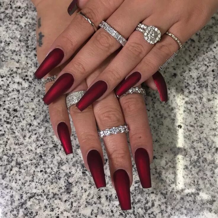 Красный маникюр с дизайном на длинные nails18k ✨ on Twitter Coffin nails designs, Long nails, Red acrylic nails
