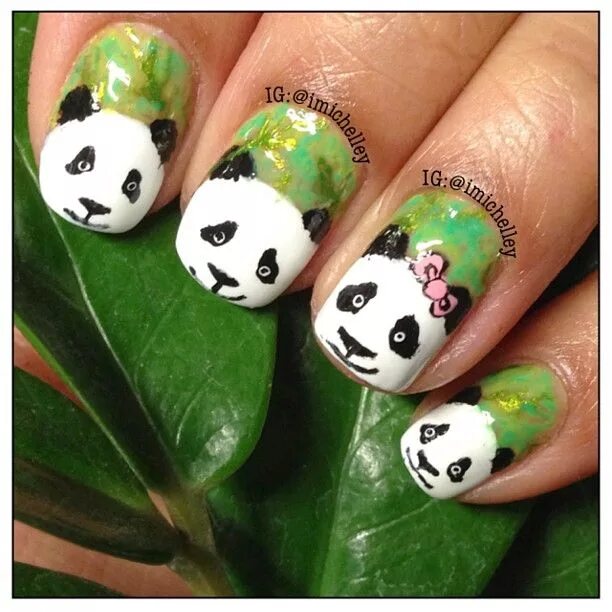 Красный маникюр с пандой INK361 - The online Instagram web viewer Panda nail art, Nail art designs images