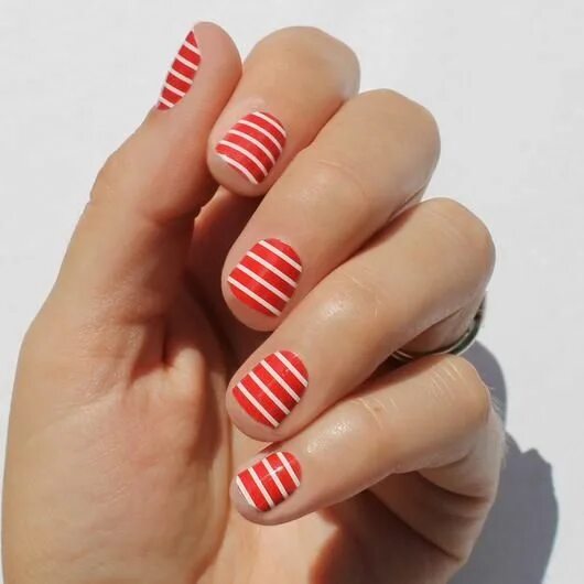 Красный маникюр с полосками Best 50+ Nail stripes tape for women Ongles, Rouge et blanc