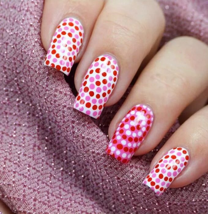 Красный маникюр с точками 38 Cute Dotticure and Polka Dots Nail Arts Ideas #nails Swirl nail art, Dot nail