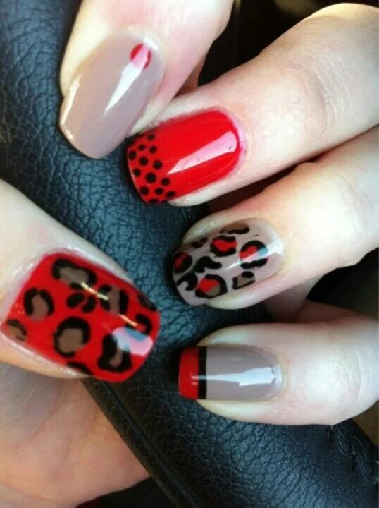 Красный маникюр с животным принтом Pin by Christina Winer on Nails Leopard nails, Nail art, Trendy nails