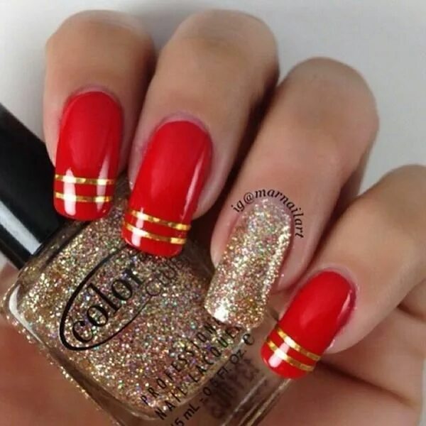 Красный маникюр с золотом 2024 2025 Asseio e Vaidade Unhas vermelhas, Unhas douradas, Unhas decoradas