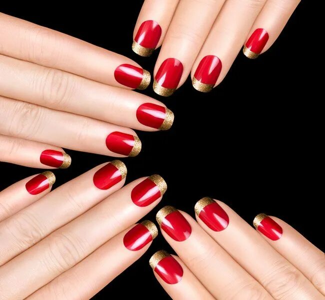Красный маникюр с золотым френчем New Year's Eve Manicure Ideas Luxury nails, Red and gold nails, Holiday nail art