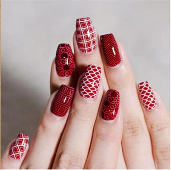 Красный маникюр со стемпингом 2024 Cute-Footprint-Hehe005-Nail-Art-Stamping-Image_01 Живописные ногти, Акриловый ма