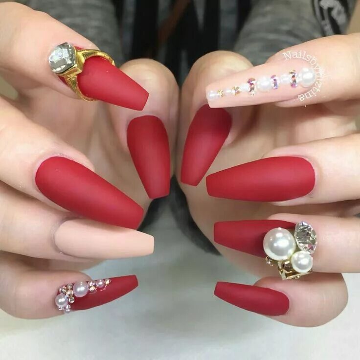 Красный маникюр со стразами длинные ногти Nail art matte* Bling nails, Nails, Fashion nails