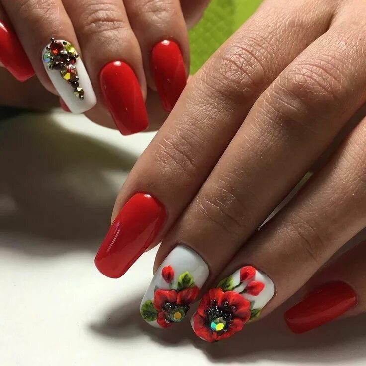 Красный маникюр со цветами Pin on Nails Floral nails, Gel nail designs, Red nails
