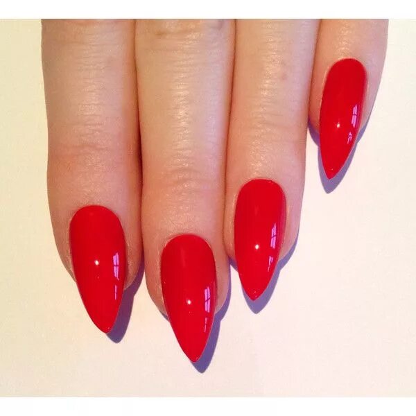 Красный маникюр стилеты Designer Clothes, Shoes & Bags for Women SSENSE Stiletto nail art, Red stiletto 