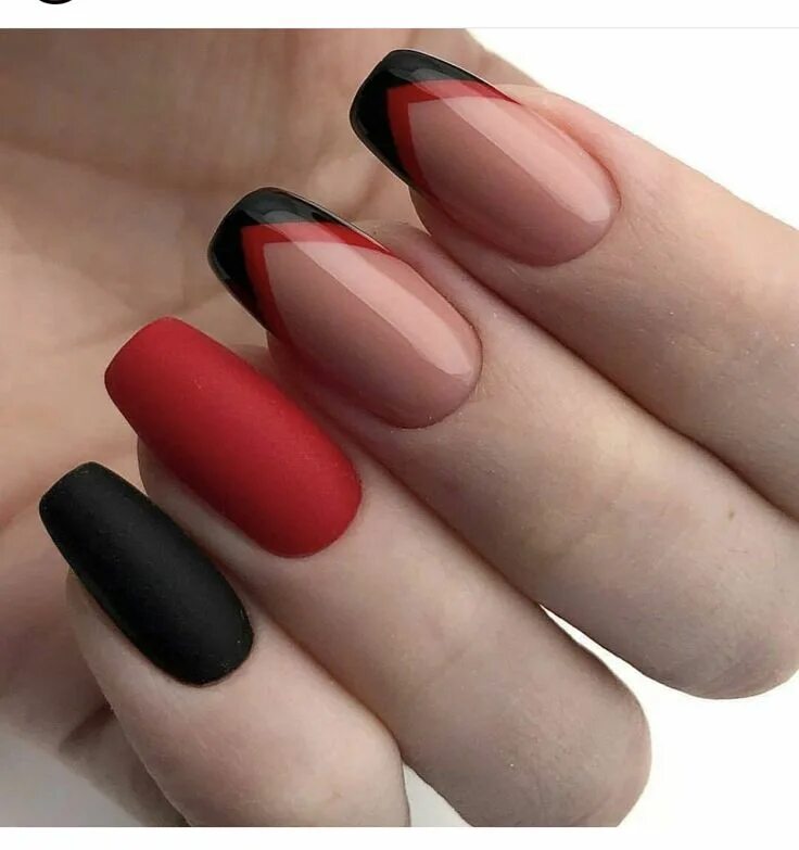 Красный матовый маникюр на квадратные ногти Pin by Anastasiia Salmanova on Nail Square nail designs, Nails, Gel nails