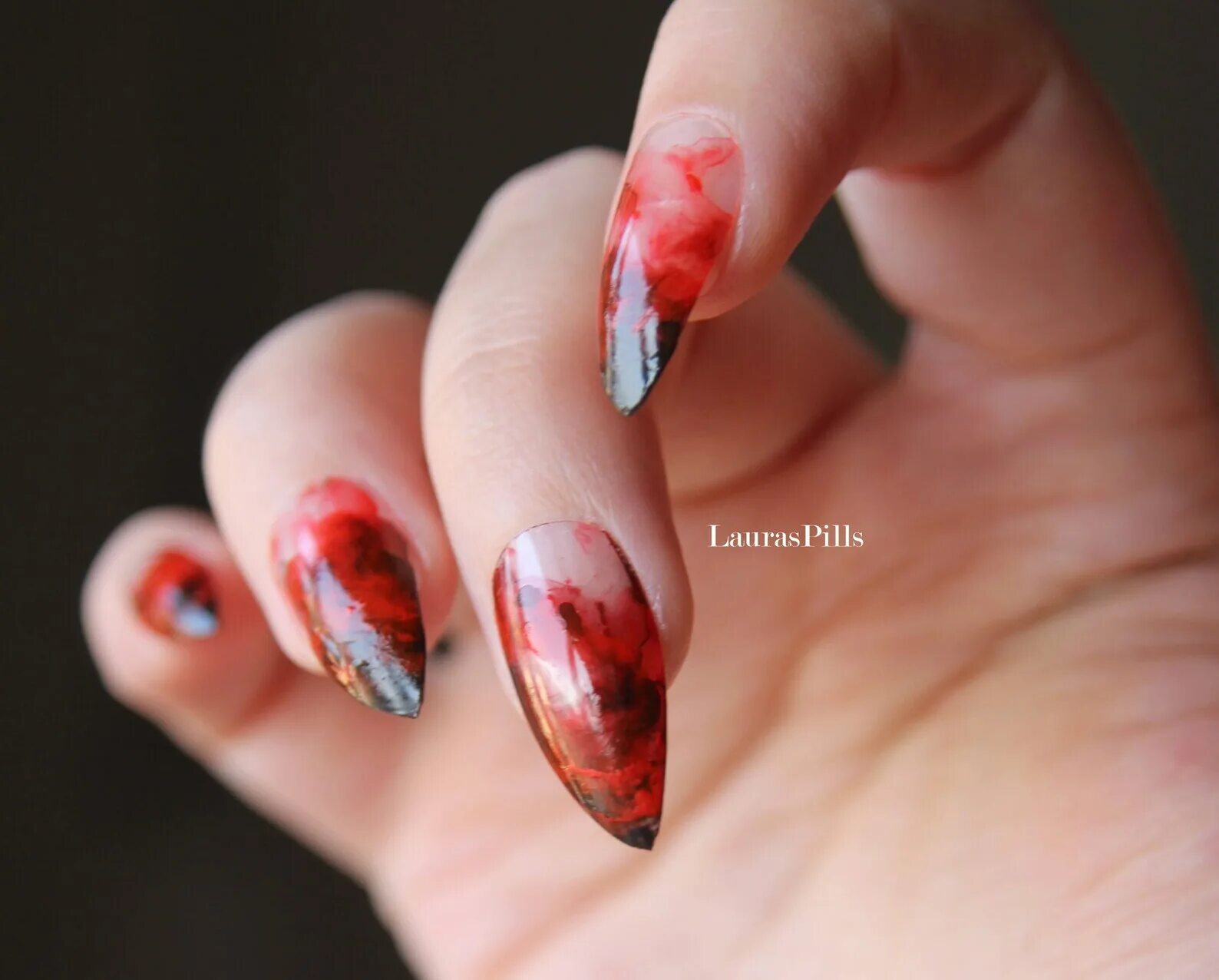 Красный мраморный маникюр Red and black ink marble stiletto false nails Halloween false Etsy