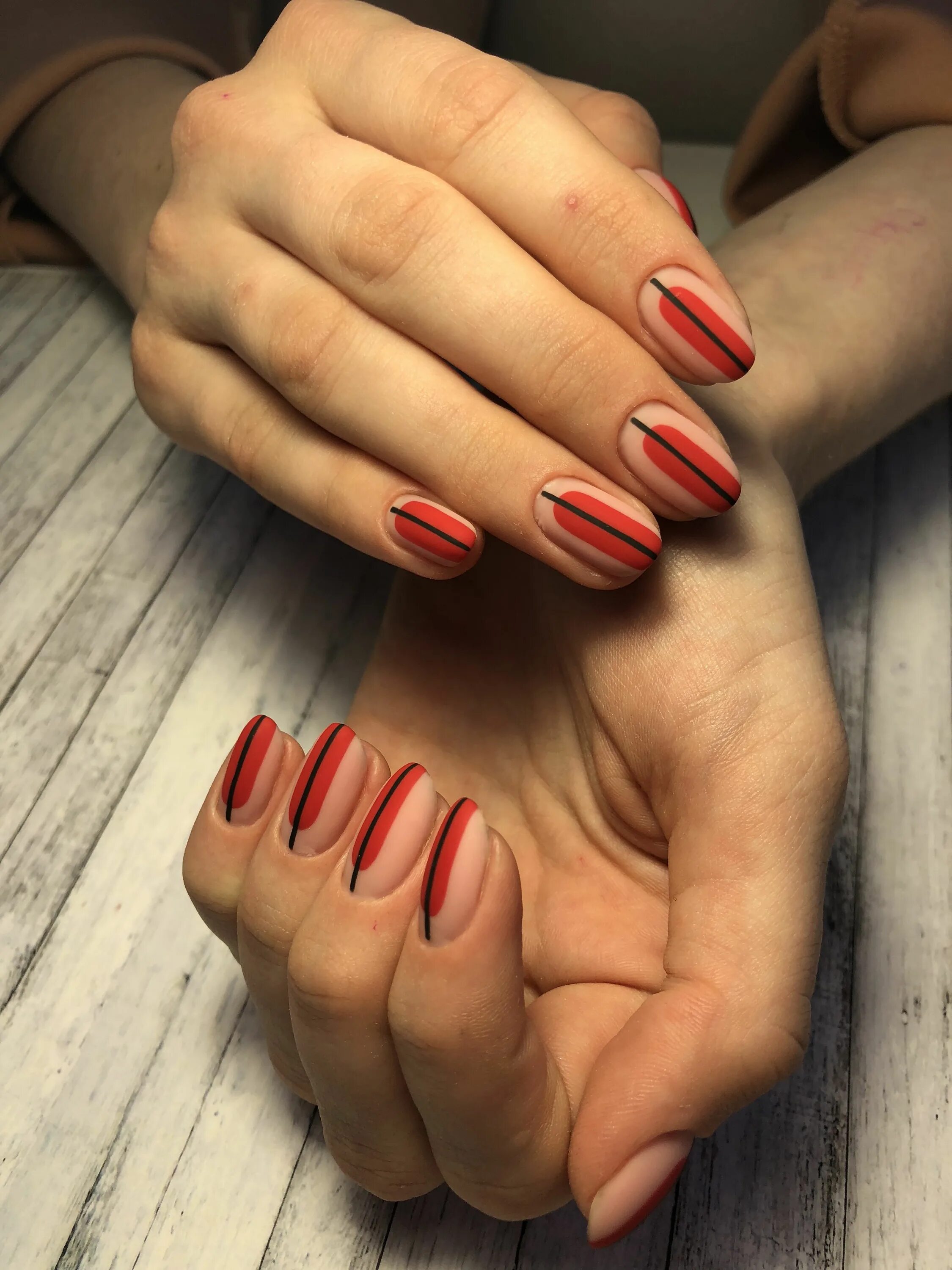 Красный нюдовый маникюр Маникюр красный Маникюр нюд Manicura de uñas, Manicuras, Manicura