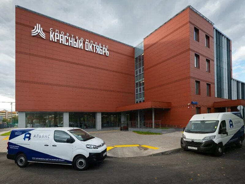 Красный октябрь тушинская ул 16а фото Больше не работает: Слава, бассейн, Москва, Тушинская улица, 16А - Яндекс Карты