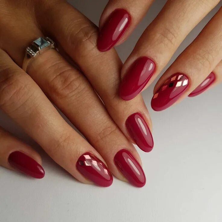 Красный овал ногти маникюр 2024 Новости Pretty nails, Red nails, Manicure