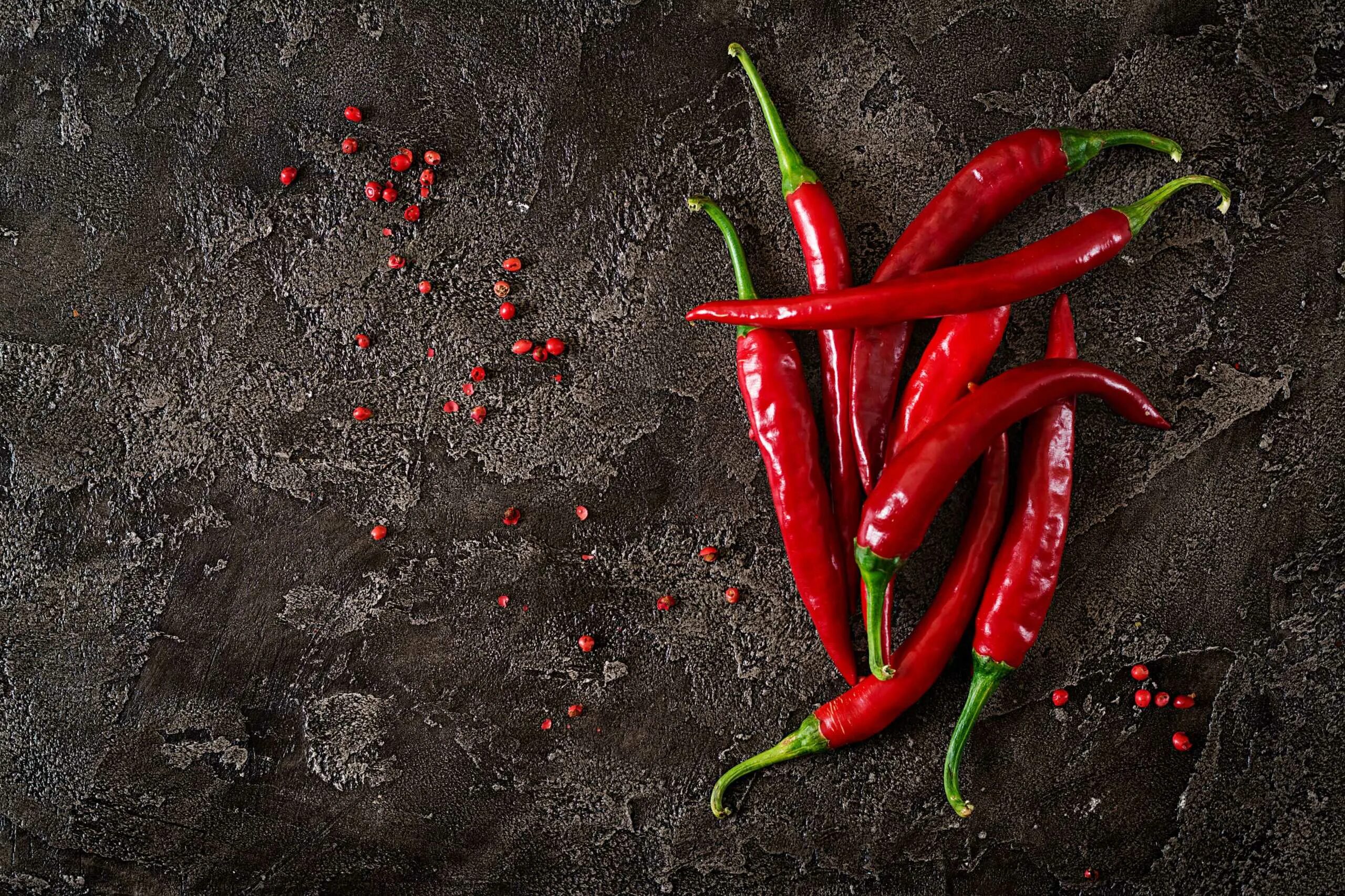 Красный перец фото Chili Pepper Profile - Fuchs North America