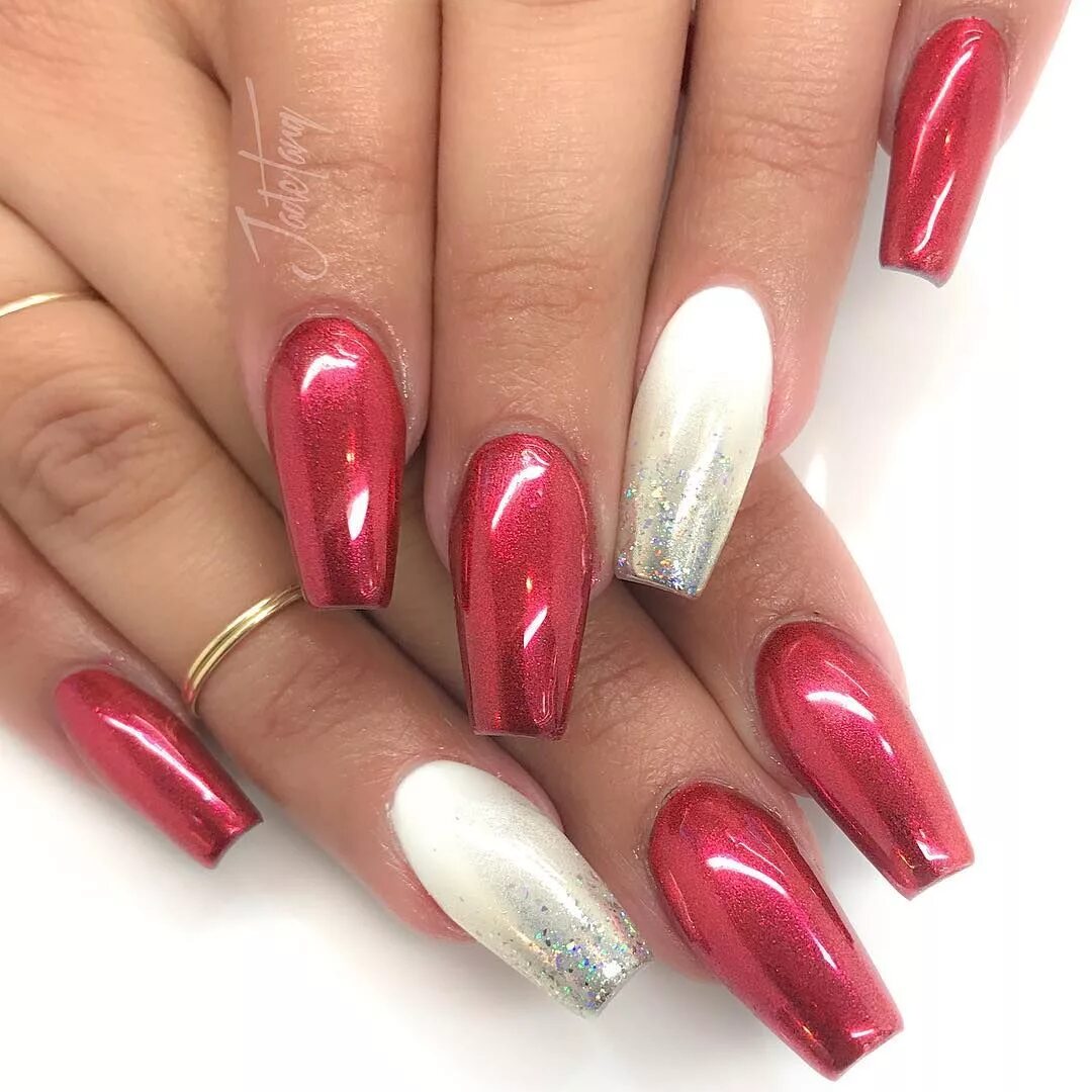 Красный перламутровый маникюр #Christmasnails @KortenStEiN Gel nails, Christmas nails, Super nails