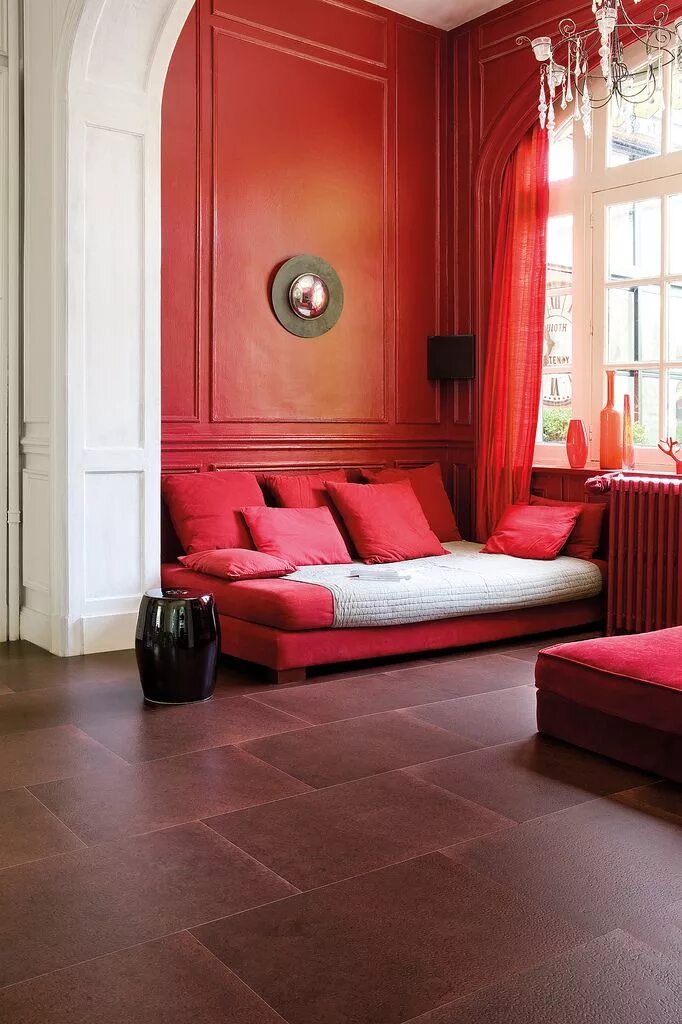 Красный пол фото Cork Floor Living Room Flooring trends, Cork flooring, Flooring