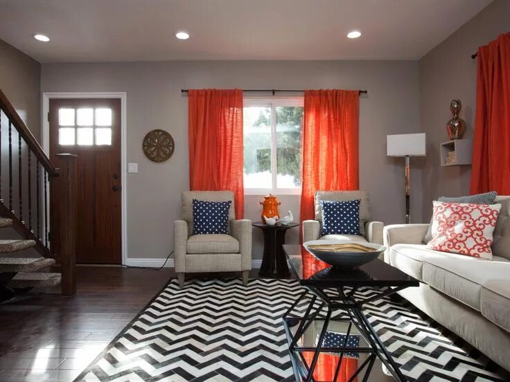 Красный пол в интерьере с чем сочетается chevron-rug-with-taupe-walls Living room orange, Curtains living room modern, Ta