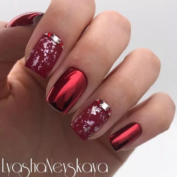 Красный праздничный маникюр Ногтеманияк Маникюр, ногти, идеи дизайна Nails, Manicure, City nails