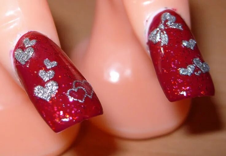Красный праздничный маникюр sharihearts: Red and Silver Valentine's Day Nail Art Nail designs valentines, Va