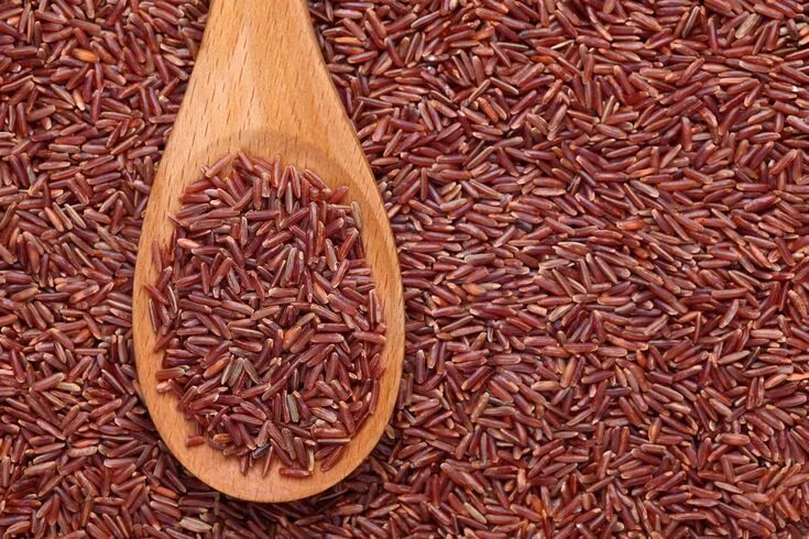 Красный рис фото Tutto sul riso rosso e 5 ricette per gustarlo al meglio Arroz vermelho, Arroz ve