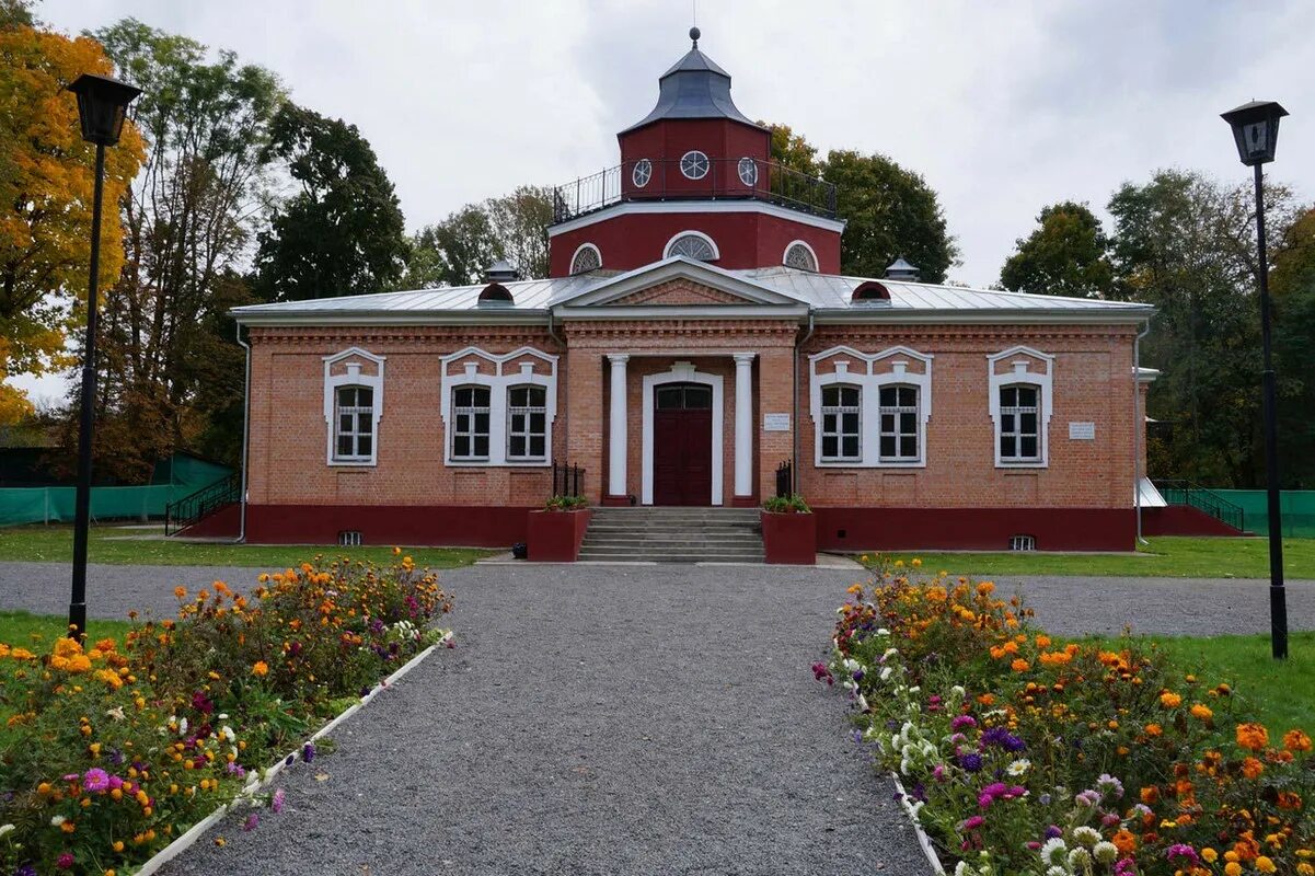 Красный рог брянская область санаторий фото Брянский театр драмы имени А.К. Толстого