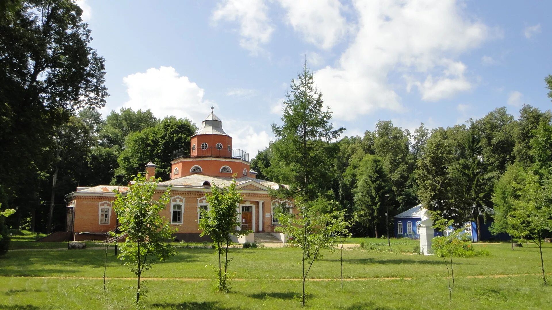 Красный рог брянская область санаторий фото File:Усадьба Алексея Толстого 02.JPG - Wikimedia Commons