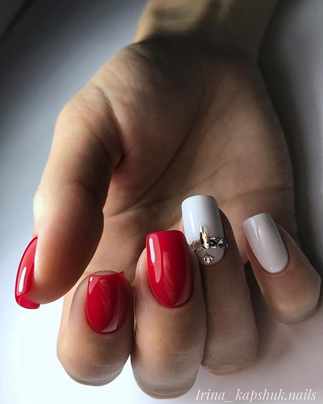 Красный с белым маникюр квадрат Маникюр / Ногти / Мастера na Instagramie: "Repost @irina_kapshuk.nails --- #luxi