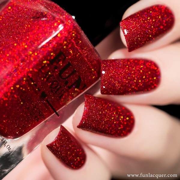 Красный с блестками маникюр на коротких ногтях All F.U.N Lacquers Holographic glitter nails, Fun lacquer, Valentine's day nails