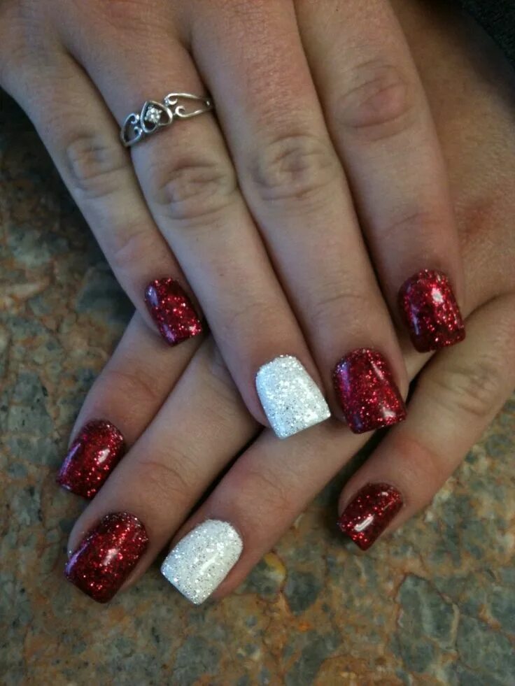 Красный с блестками маникюр на коротких ногтях I Love Pink Nails Christmas nails acrylic, Xmas nails, Christmas nails