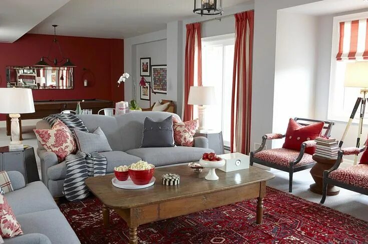 Красный с чем сочетается в интерьере sarah richardson sarah house 4 rec room red Maroon living room, Living room red,
