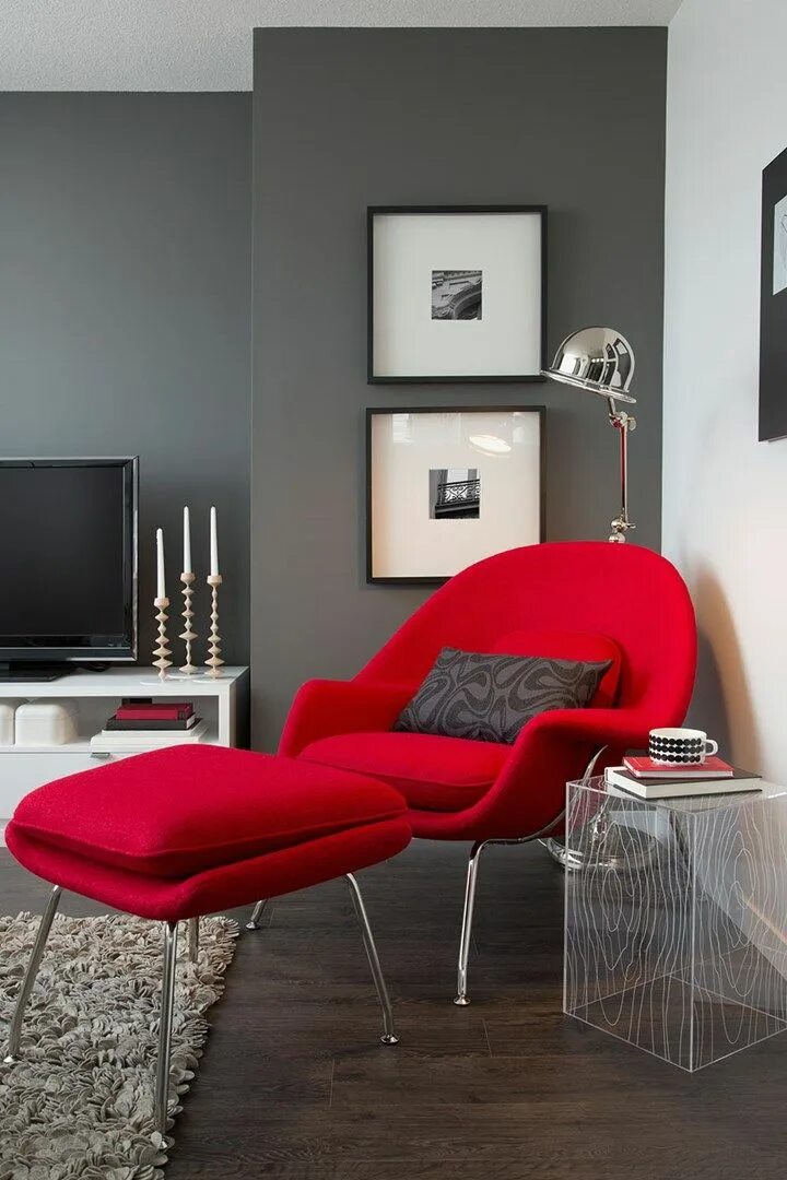 Красный с серым в интерьере 16 colour combinations for using red in your interiors Living room red, Contempo