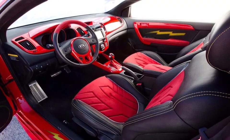 Красный салон тюнинг Мечта. - KIA Cerato Koup (1G), 1,6 л, 2013 года тюнинг DRIVE2