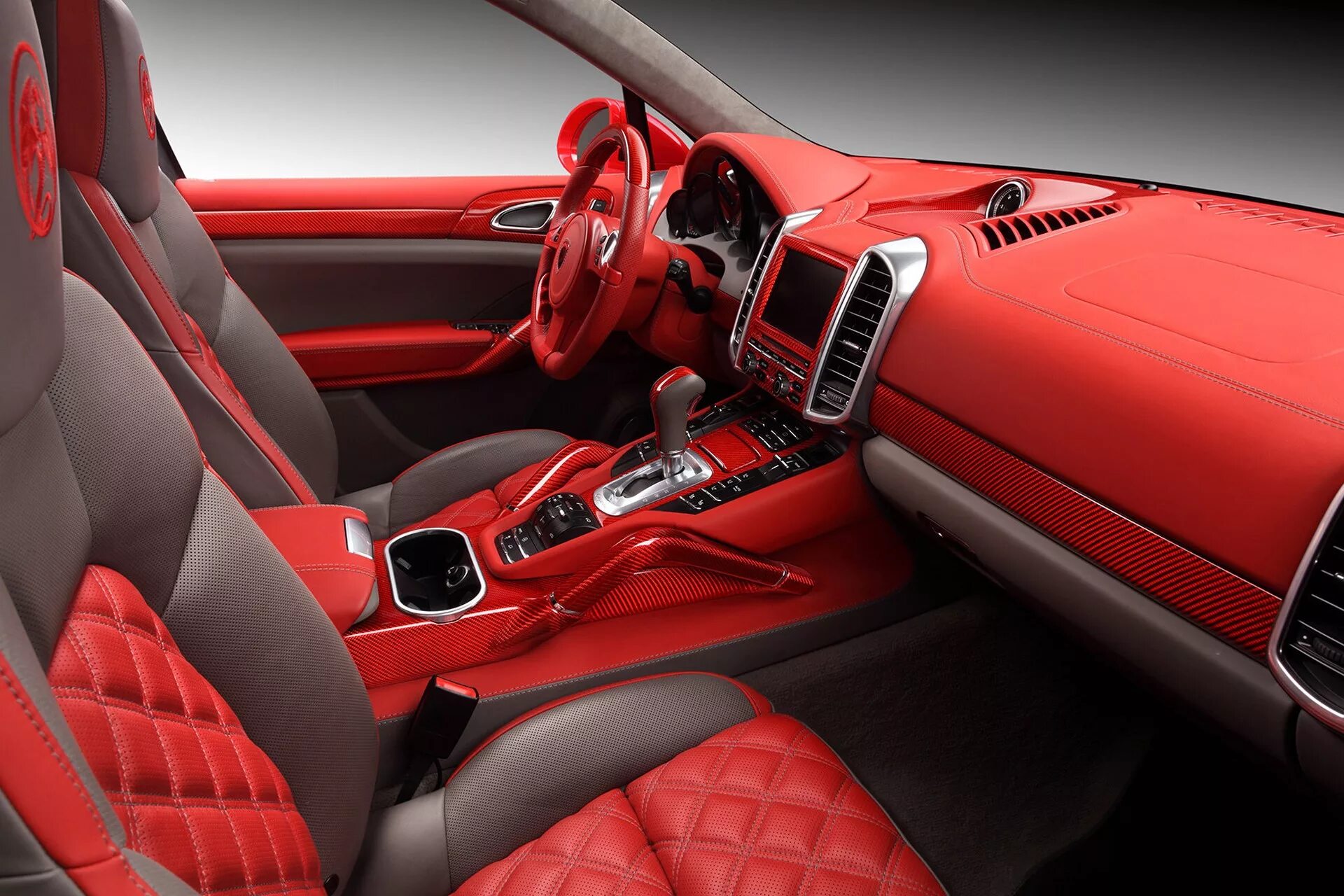 Красный салон тюнинг Interior Porsche Cayenne TOPCAR GT (958.1) Red Dragon / TopCar design