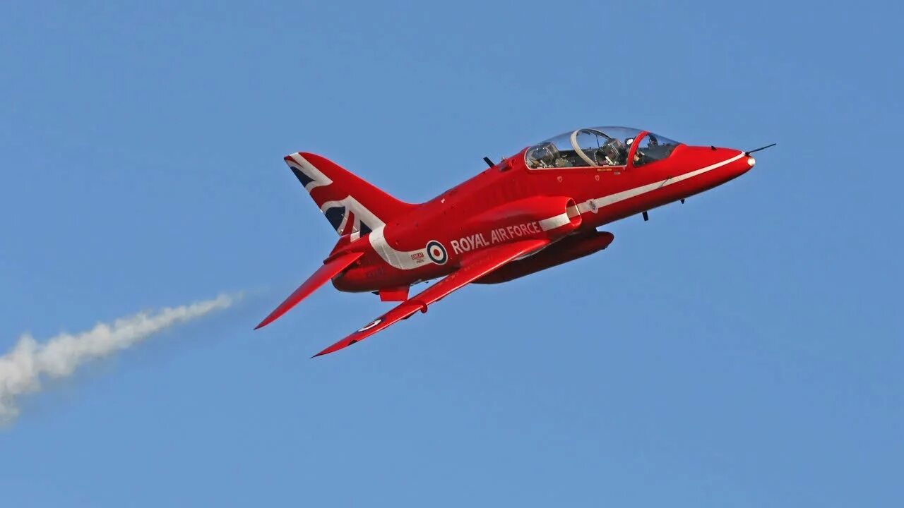 Красный самолет фото Red Arrows Cockpit Video - YouTube