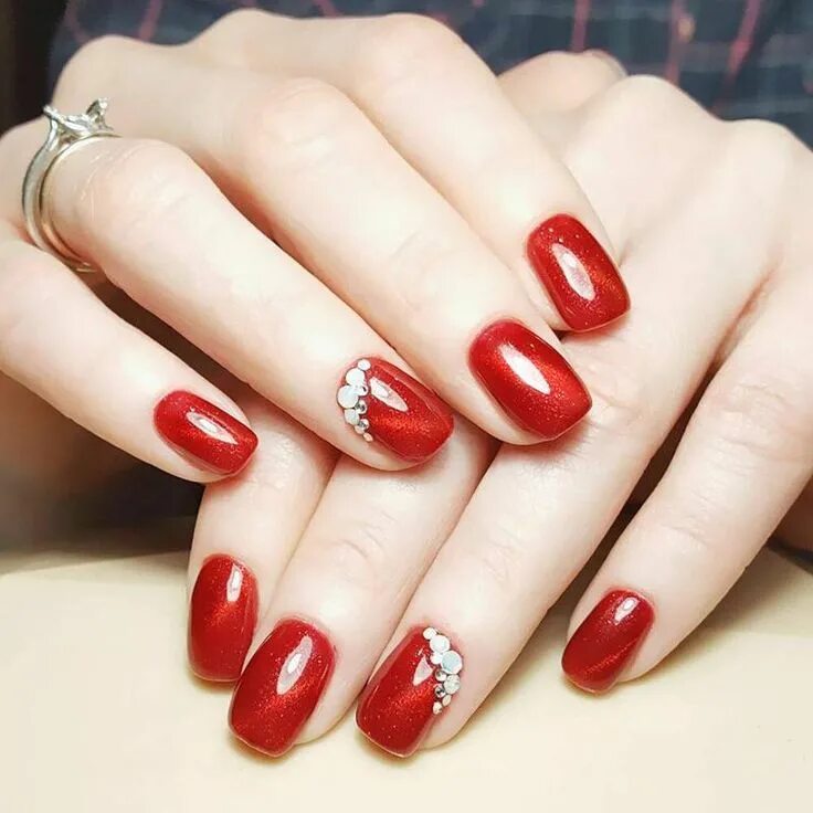 Красный шеллак фото MIZHSE Cat Eye's Wine Red Series Nail Art Vernis a Ongle Stamping Nagellak Gelpo