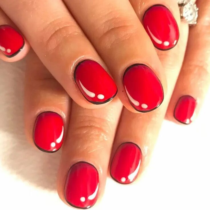 Красный шеллак фото 19 Non-Basic Ways to Wear Red Nails Red manicure, Red nail designs, Red nails
