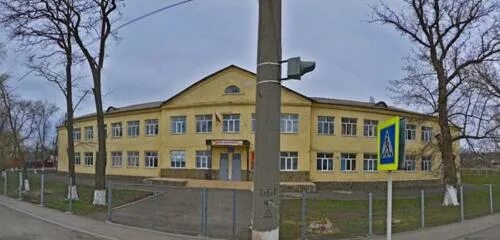Красный сулин фото Панорама: МБОУ СОШ № 3, общеобразовательная школа, Вербенская ул., 60, Красный С