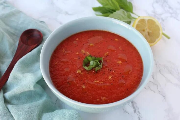 Красный суп фото Chilled Roasted Tomato & Red Pepper Soup - Eat the Gains Recipe Stuffed pepper s