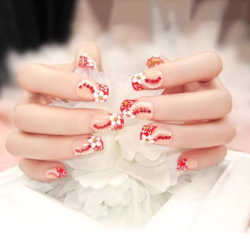 Красный свадебный маникюр 24 PCS 3D Rhinestone Finished False Nails tablets flowers Red Bride nail crystal