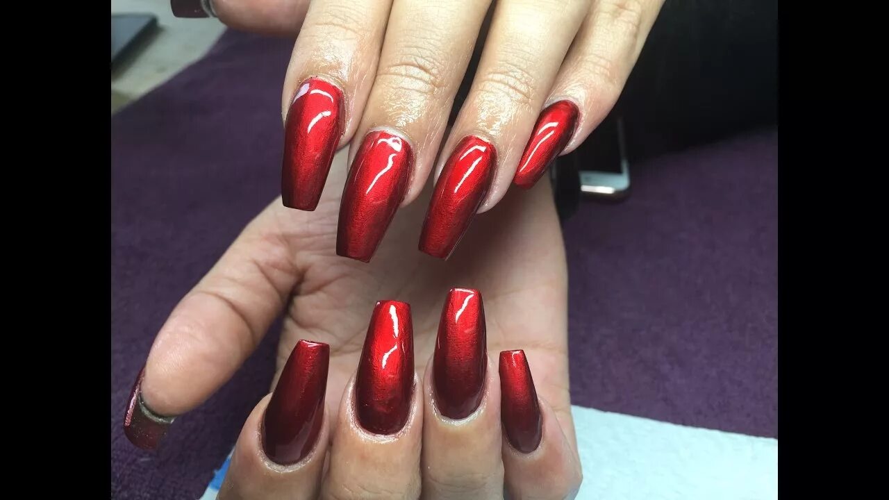 Красный светоотражающий маникюр с дизайном Acrylic Nails Infill Re-design Metallic Red - YouTube