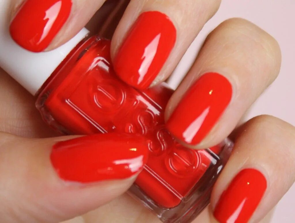 Красный цвет маникюра о чем говорит Essie - Snap Happy Nails, Fun nails, Coral nails
