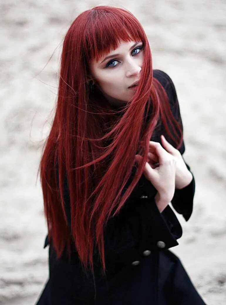 Красный цвет волос фото Red Hair Colors come in so many shades, ranging from light strawberry to rich vi